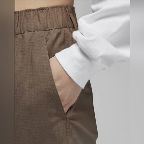 AIR JORDAN Women's Flight Chicago Pants (L) - Light Umber - Picture 3 of 10